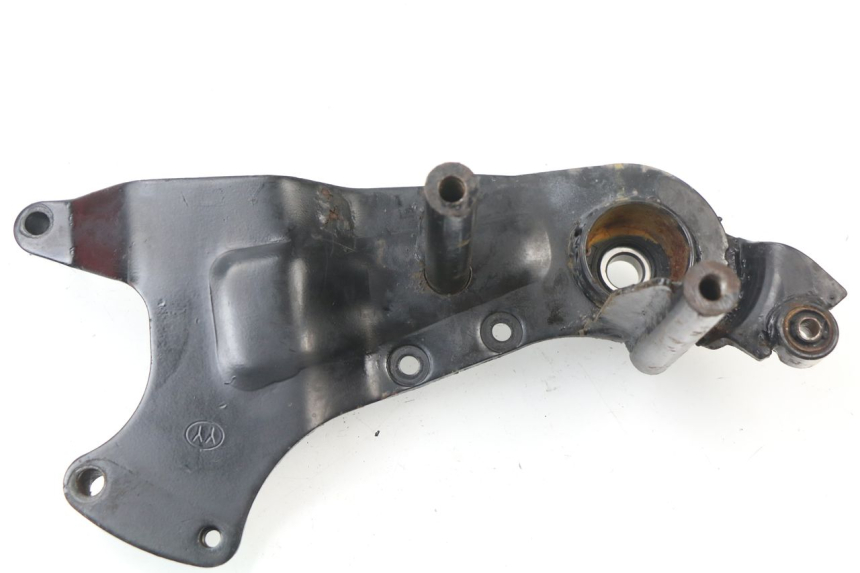 photo de EXHAUST MOUNT JONWAY JS 120 125 (2008 - 2012)