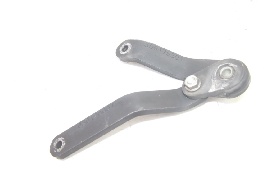 photo de EXHAUST MOUNT PEUGEOT KISBEE 2T 50 (2010 - 2017)