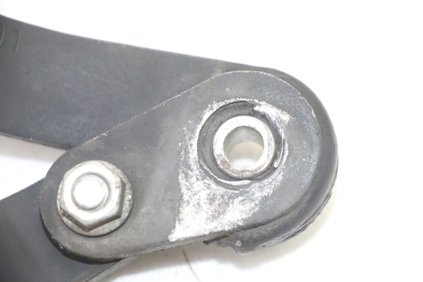 photo de EXHAUST MOUNT PEUGEOT KISBEE 2T 50 (2010 - 2017)