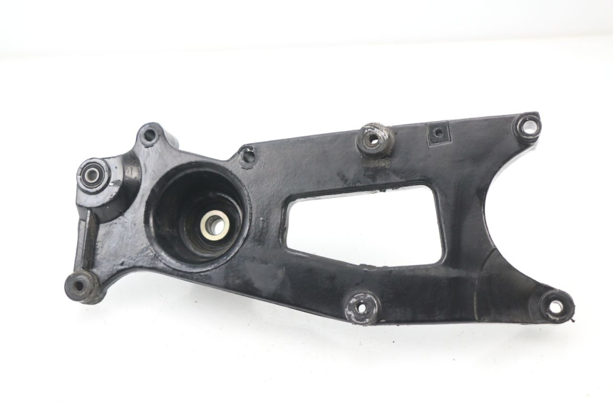 photo de EXHAUST MOUNT LINHAI MONARCH 125 (2003 - 2005)