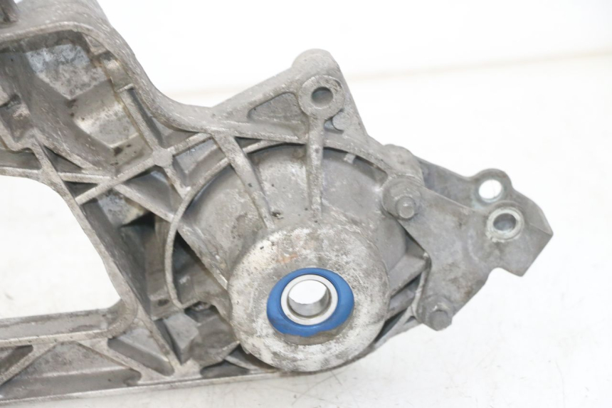 photo de EXHAUST MOUNT PIAGGIO MP3 500 (2011 - 2015)