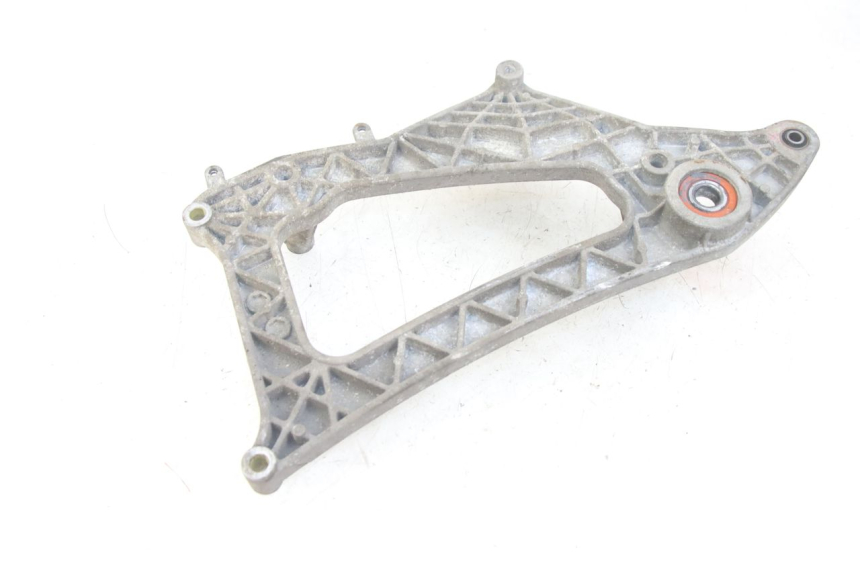 photo de EXHAUST MOUNT PEUGEOT GEOPOLIS RS 125 (2007 - 2009)