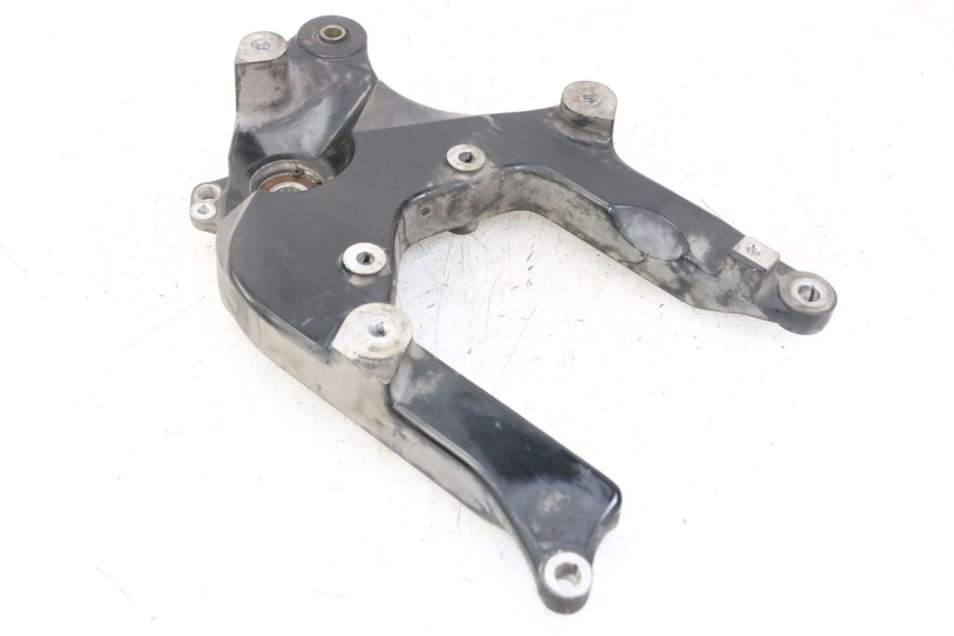 photo de EXHAUST MOUNT SUZUKI BURGMAN 125 (2018 - 2021)