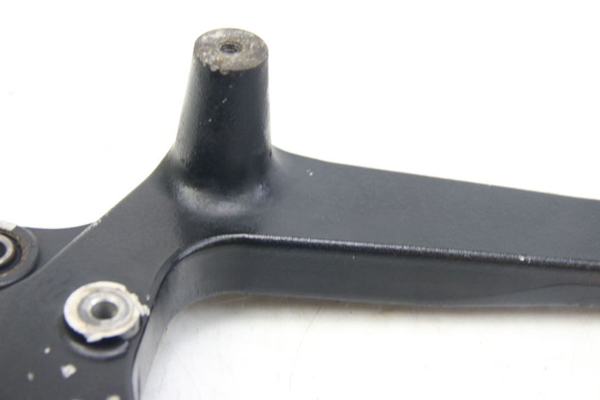 photo de POT SUPPORT SUZUKI SIXTEEN 125 (2008 - 2010)