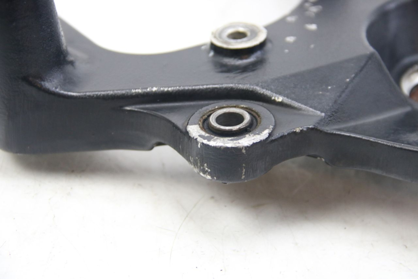 photo de POT SUPPORT SUZUKI SIXTEEN 125 (2008 - 2010)