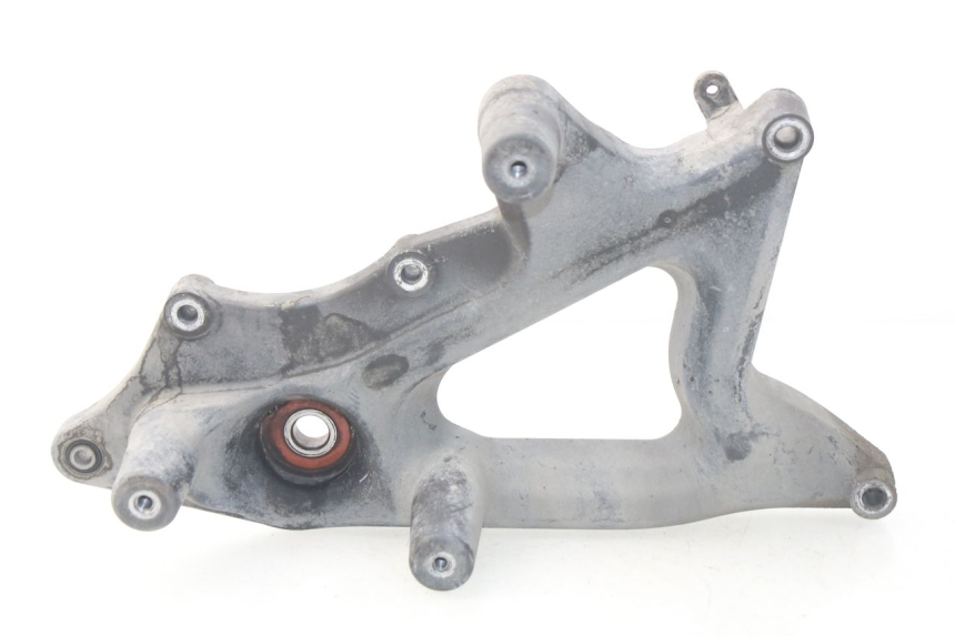 photo de EXHAUST MOUNT SYM GTS EFI ABS 125 (2012 - 2016)