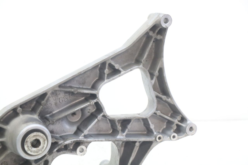 photo de EXHAUST MOUNT YAMAHA X-CITY XCITY 125 (2007 - 2008)