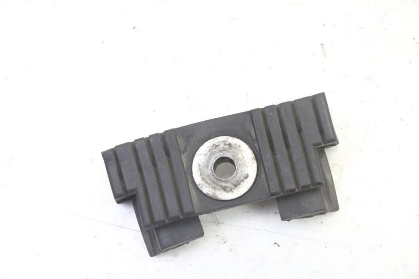 photo de FUEL TANK MOUNT HONDA CBR RR FIREBLADE 900 (1992 - 1994)
