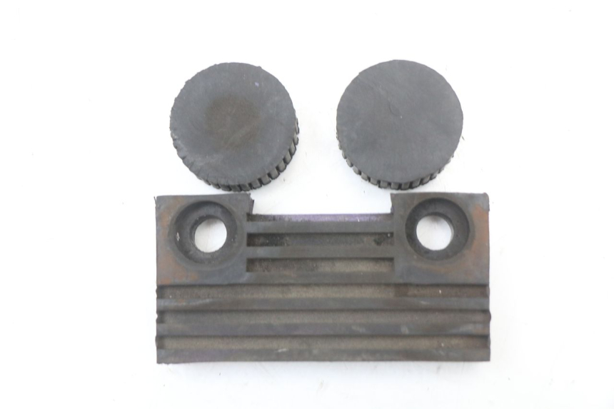 photo de FUEL TANK MOUNT SUZUKI GN 125 (1997 - 2000)