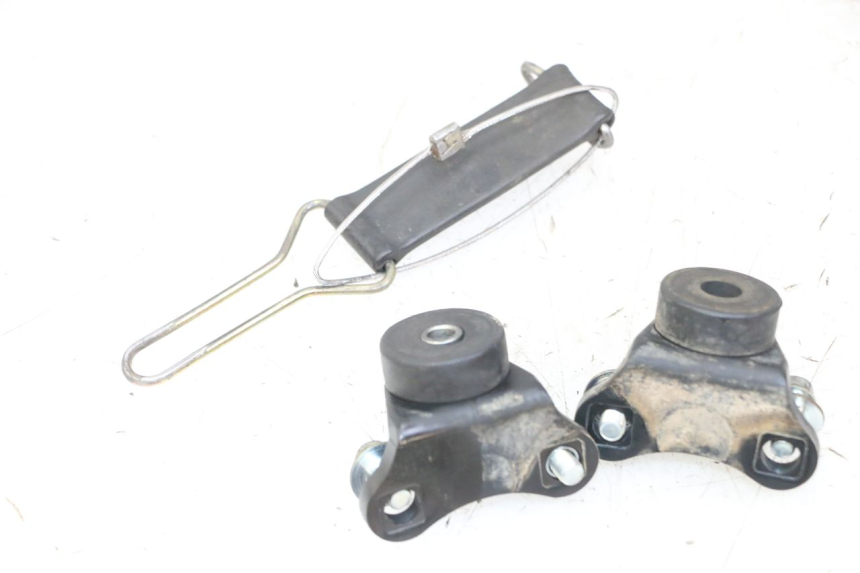 photo de FUEL TANK MOUNT HONDA CR 85 (2003 - 2007)