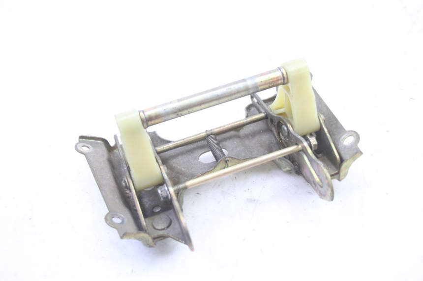photo de FUEL TANK MOUNT HONDA ST PAN EUROPEAN 1300 (2002 - 2013)