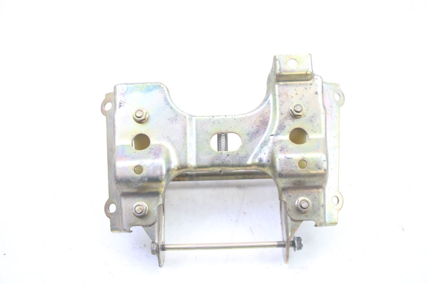 photo de FUEL TANK MOUNT HONDA ST PAN EUROPEAN 1300 (2002 - 2013)