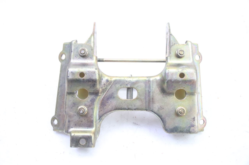 photo de FUEL TANK MOUNT HONDA ST PAN EUROPEAN 1300 (2002 - 2013)