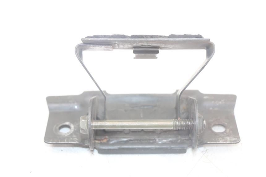 photo de TANK BRACKET SUZUKI SV N 650 (1999 - 2002)