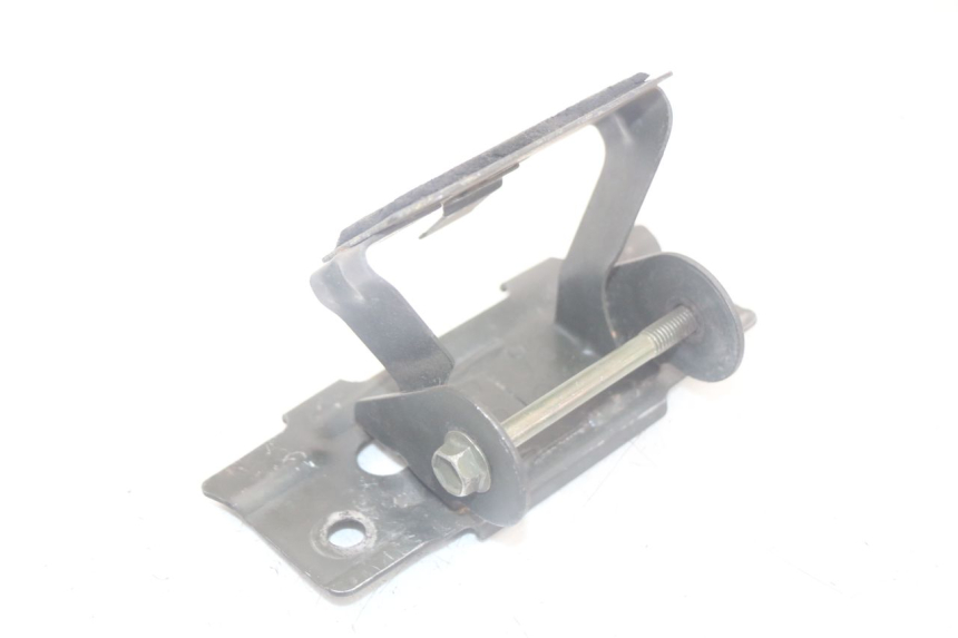 photo de TANK BRACKET SUZUKI SV N 650 (1999 - 2002)