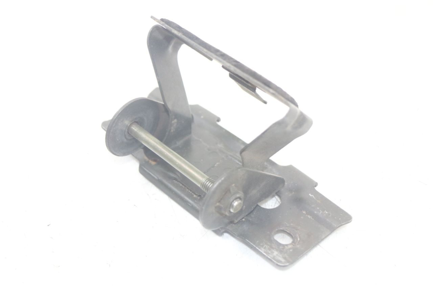 photo de TANK BRACKET SUZUKI SV N 650 (1999 - 2002)