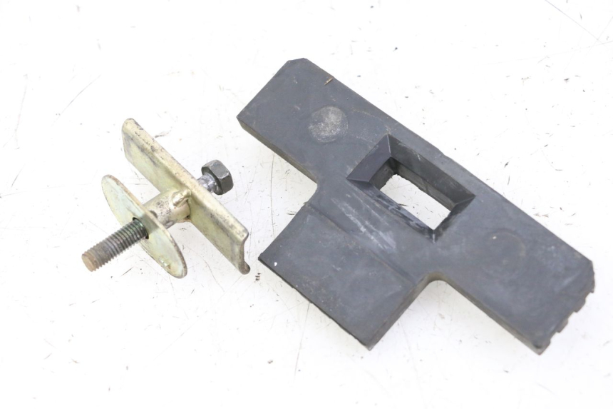 photo de FUEL TANK MOUNT YAMAHA XJN DIVERSION 600 (2000 - 2003)