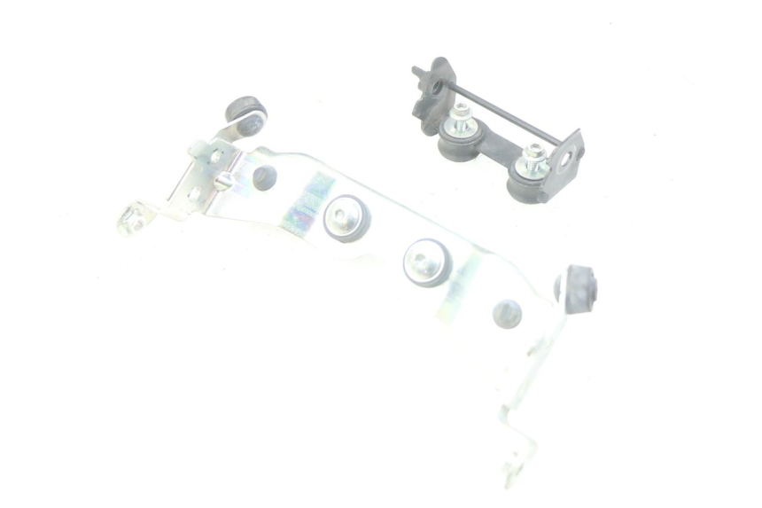 photo de TANK BRACKET YAMAHA MT-07 MT07 700 (2018 - 2020)