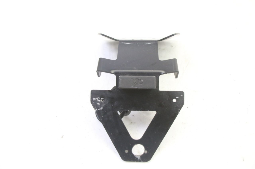photo de NUMBER PLATE MOUNT SUZUKI GSR 750 (2011 - 2017)
