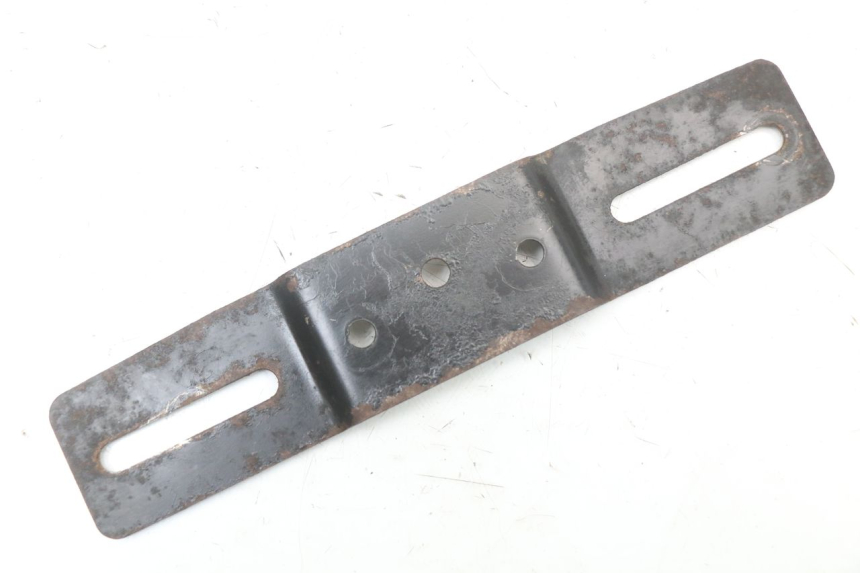 photo de NUMBER PLATE MOUNT SUZUKI GSX E 250 (1982 - 1983)