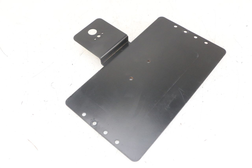 photo de LICENSE PLATE HOLDER HYTRACK ST 170 (2020 - 2024)