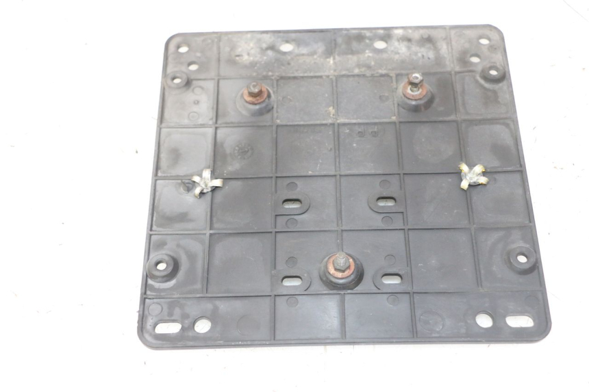 photo de NUMBER PLATE MOUNT PIAGGIO X9 EVOLUTION 125 (2003 - 2007)