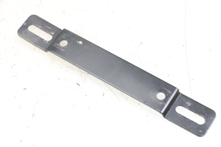 photo de LICENSE PLATE HOLDER YAMAHA YP MAJESTY 125 (2002 - 2006)