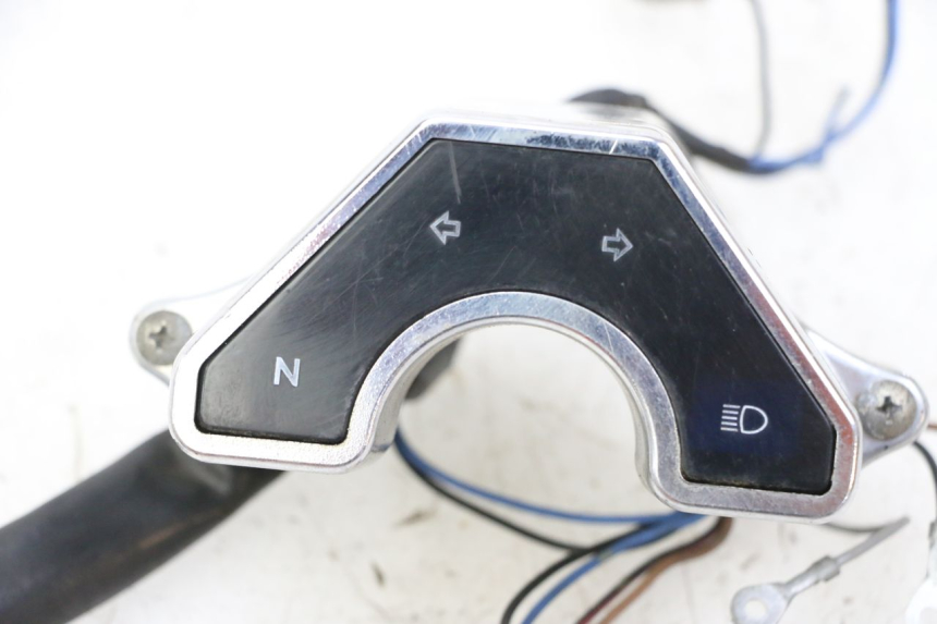 photo de INSTRUMENT YAMAHA XJN DIVERSION 600 (2000 - 2003)