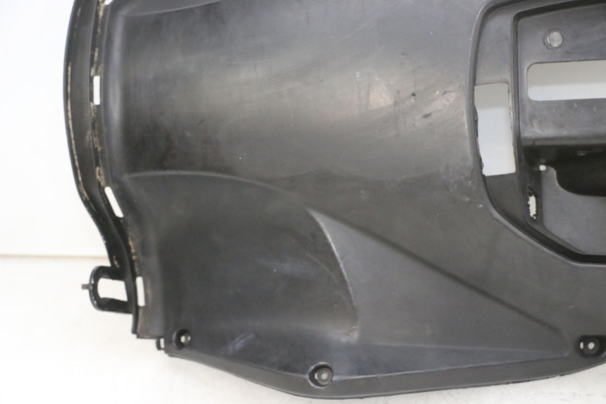 photo de INNER APRON KYMCO AGILITY 16+ 4T 50 (2018 - 2023) - Focus on structure