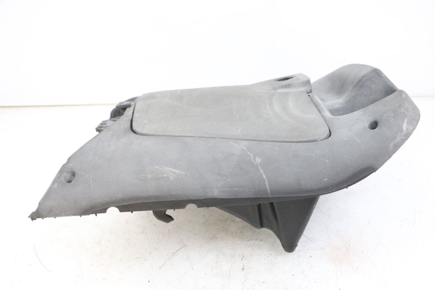 photo de INNER LEGSHIELD APRILIA SCARABEO GT 125 (1999 - 2007)