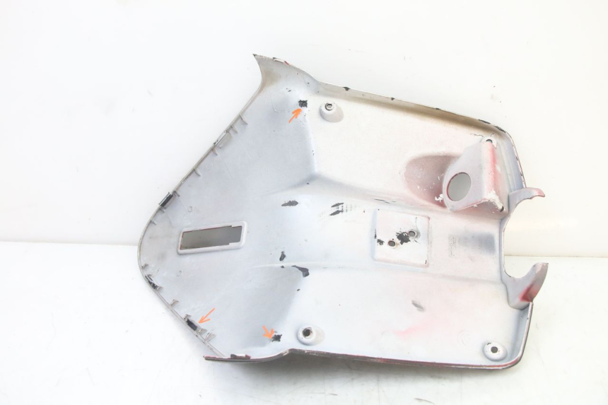 photo de INNER FAIRING MBK BOOSTER SPIRIT NAKED 50 (2004 - 2017)