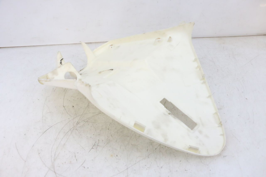 photo de INNER FAIRING MBK BOOSTER SPIRIT NAKED 50 (2004 - 2017) - Technical close-up