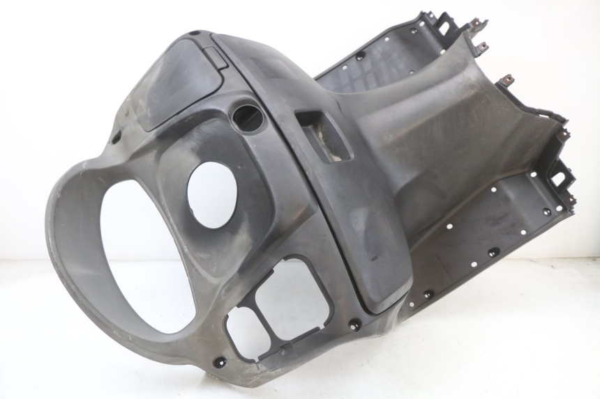 photo de INNER FAIRING SUZUKI BURGMAN 125 (2007 - 2014)