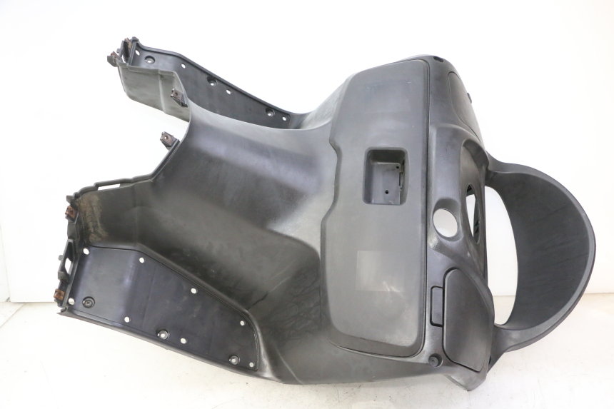 photo de INNER FAIRING SUZUKI BURGMAN 125 (2007 - 2014)