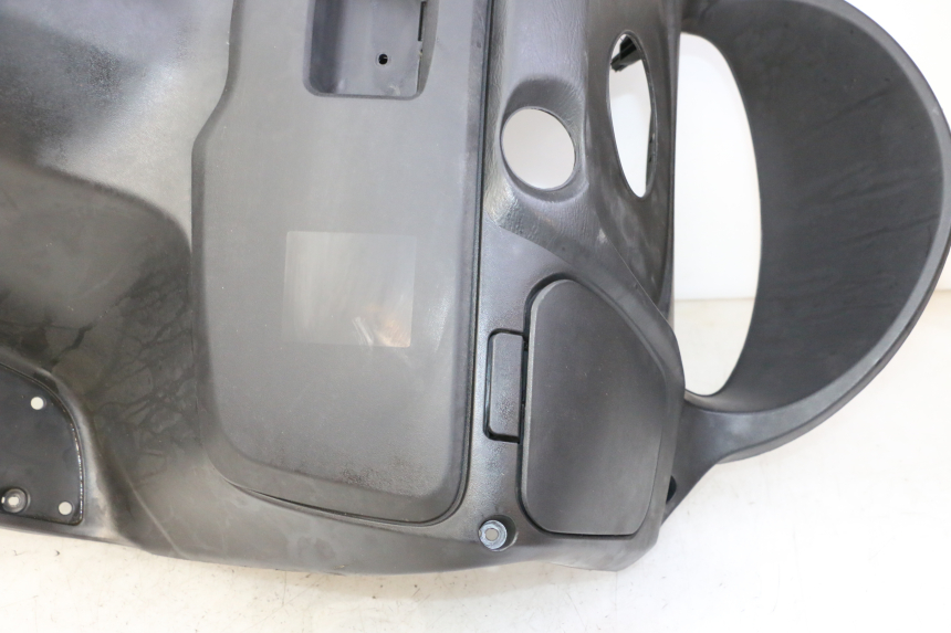 photo de INNER FAIRING SUZUKI BURGMAN 125 (2007 - 2014)