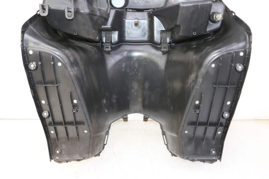 photo de INNER FAIRING SUZUKI BURGMAN 125 (2007 - 2014)