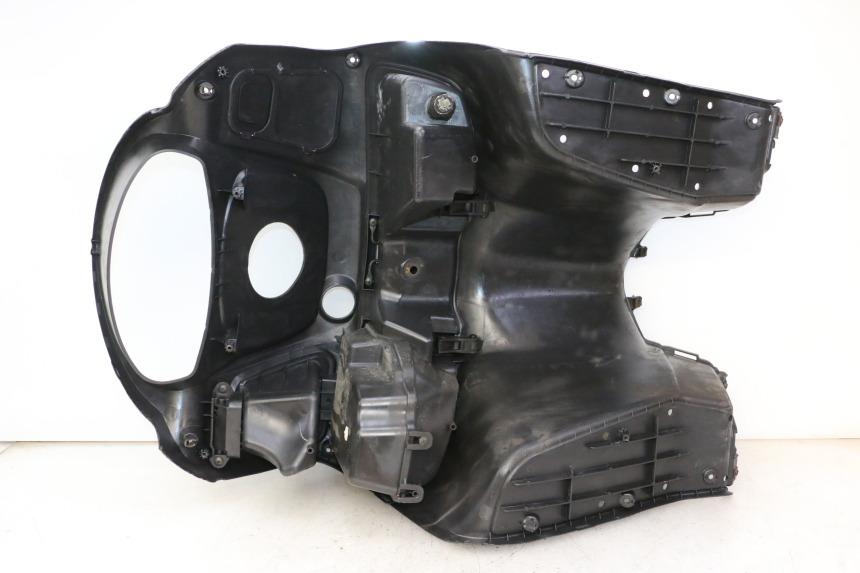 photo de INNER FAIRING SUZUKI BURGMAN 125 (2007 - 2014)