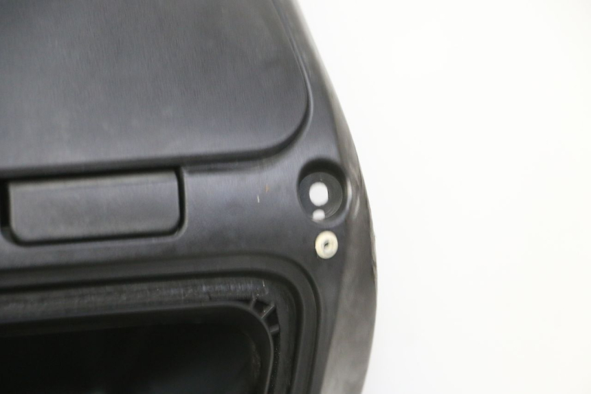 photo de INNER FAIRING SUZUKI BURGMAN 125 (2007 - 2014)