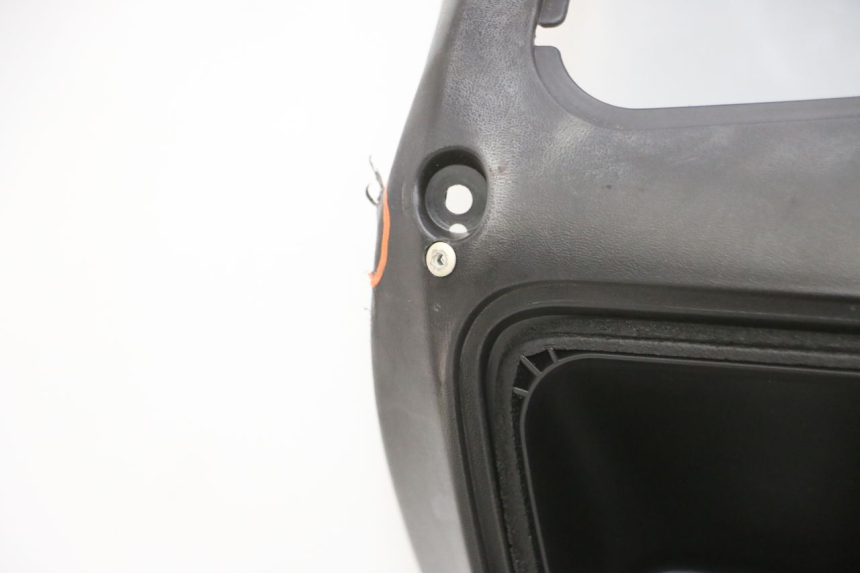 photo de INNER FAIRING SUZUKI BURGMAN 125 (2007 - 2014)