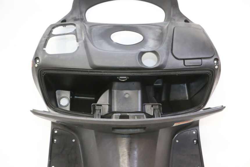 photo de INNER FAIRING SUZUKI BURGMAN 125 (2007 - 2014)
