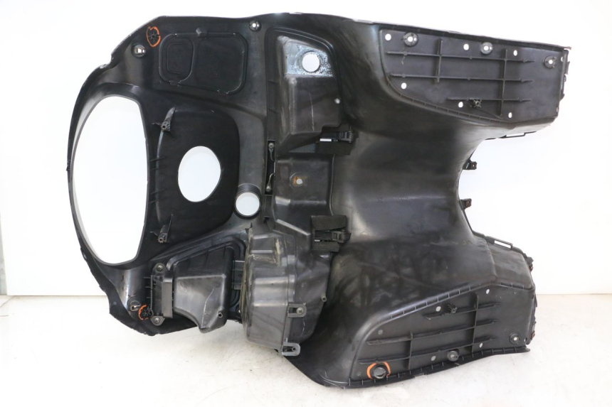 photo de INNER FAIRING SUZUKI BURGMAN 125 (2007 - 2014)