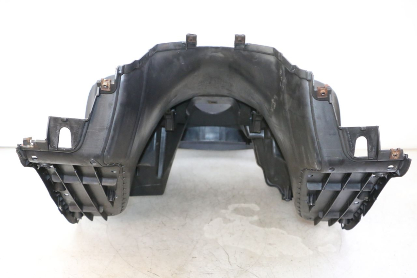 photo de INNER FAIRING SUZUKI BURGMAN 125 (2007 - 2014)