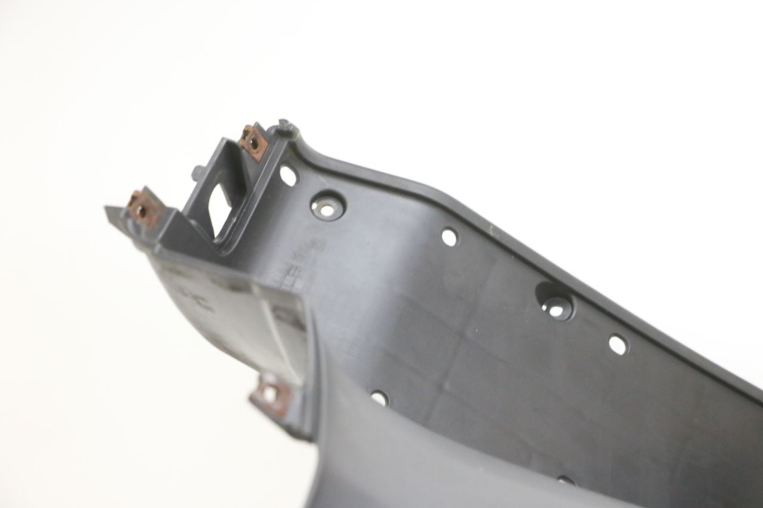 photo de INNER FAIRING SUZUKI BURGMAN 125 (2007 - 2014) - Spare part profile view