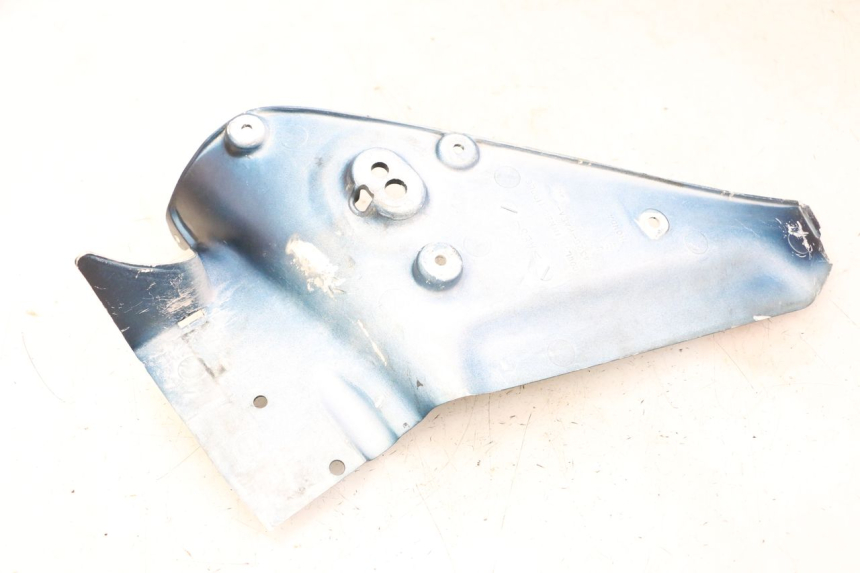 photo de RIGHT INNER LEGSHIELD HONDA CBR RR FIREBLADE 900 (1992 - 1994)