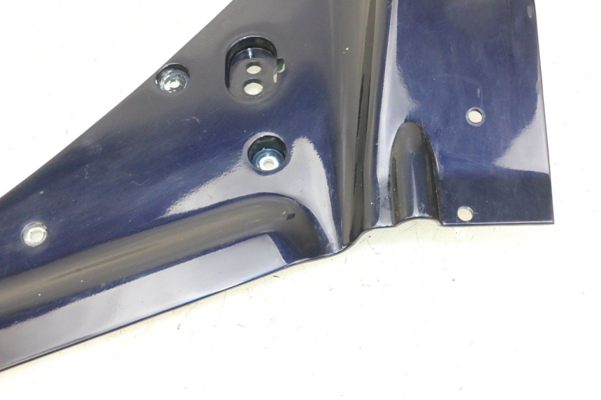 photo de RIGHT INNER LEGSHIELD HONDA CBR RR FIREBLADE 900 (1992 - 1994)