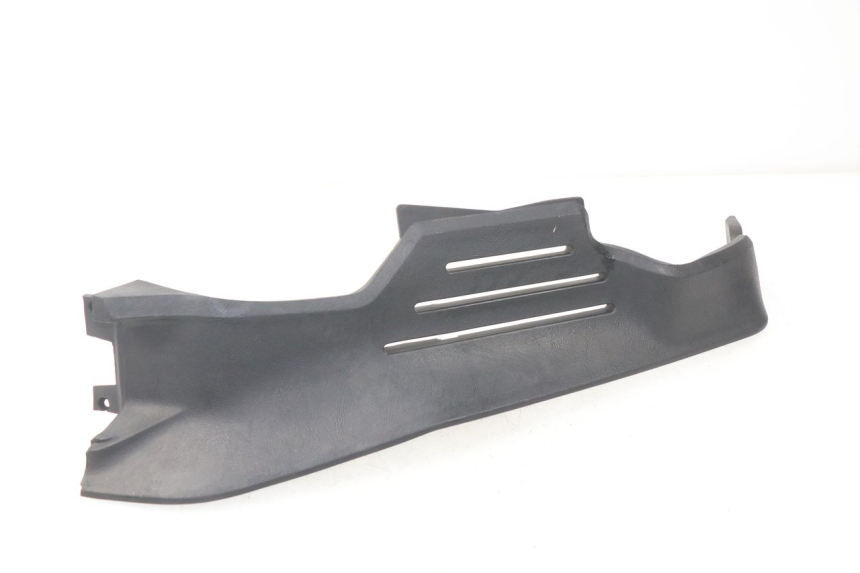 photo de RIGHT INNER LEGSHIELD BMW K 75 RT 750 (1989 - 1997)