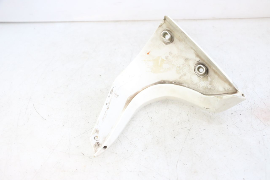 photo de RIGHT INNER LEGSHIELD GILERA NEXUS 125 (2009 - 2013)