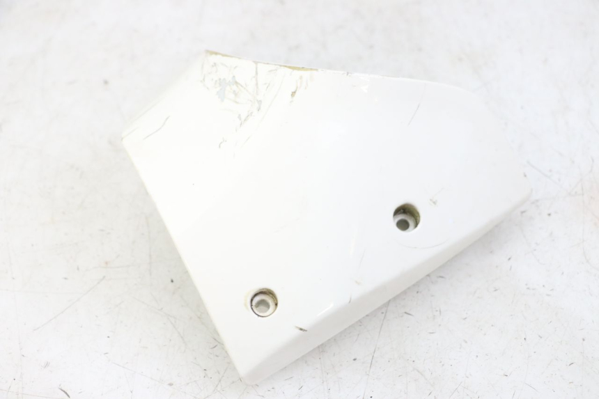 photo de RIGHT INNER LEGSHIELD GILERA NEXUS 125 (2009 - 2013)