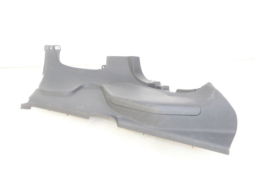 photo de RIGHT INNER LEGSHIELD RENAULT TWIZY 45 (2012 - 2019)