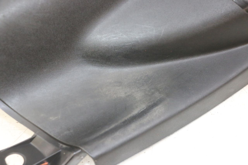 photo de INNER FAIRING PEUGEOT ELYSEO 125 (1999 - 2004)